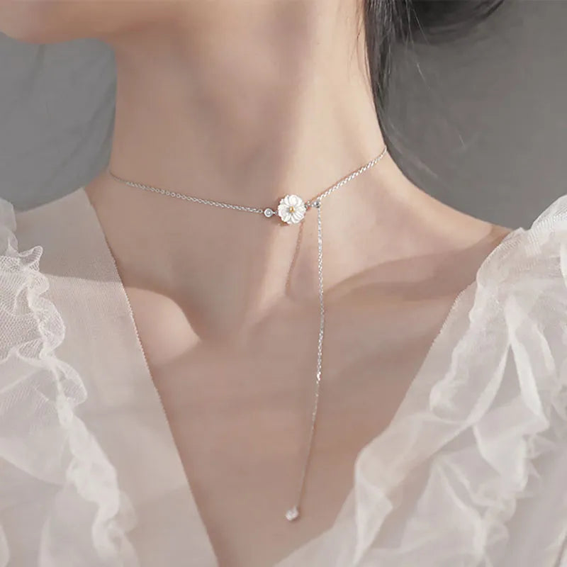 New Fashion Cute Daisy Pendant Clavicle Chain Jewelry Gift