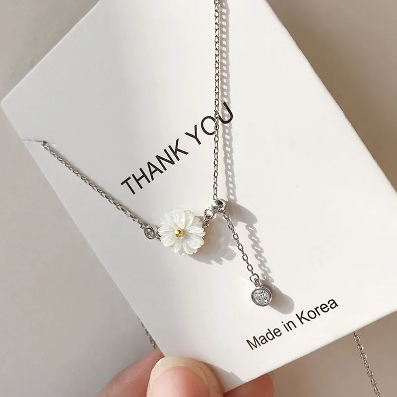 New Fashion Cute Daisy Pendant Clavicle Chain Jewelry Gift