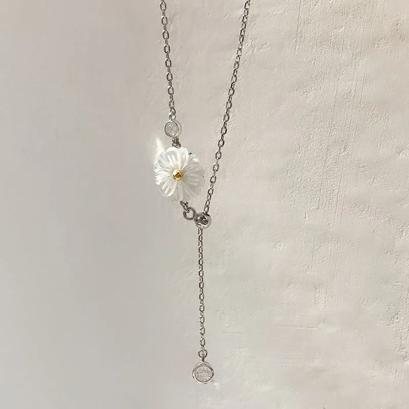 New Fashion Cute Daisy Pendant Clavicle Chain Jewelry Gift